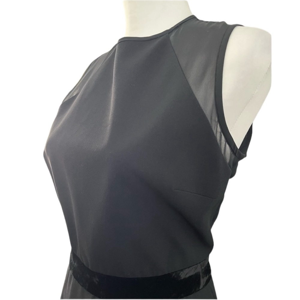 Gigi by Gillian Peek a Boo Back Black Dress Size 6 - Picture 4 of 10
